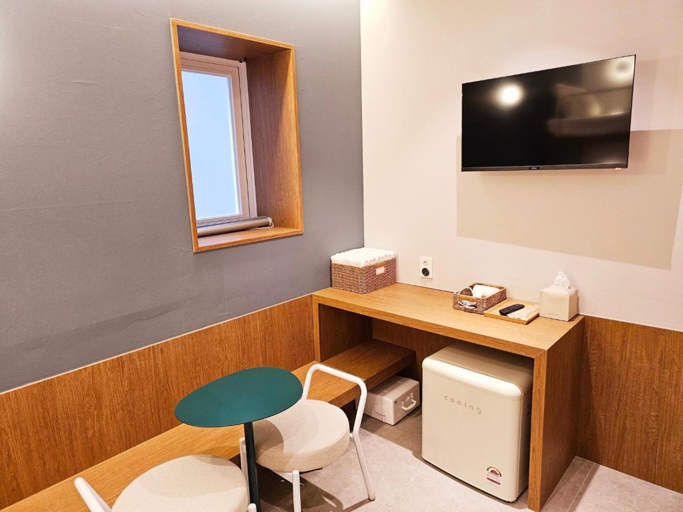 Huga Inn Сеул Экстерьер фото