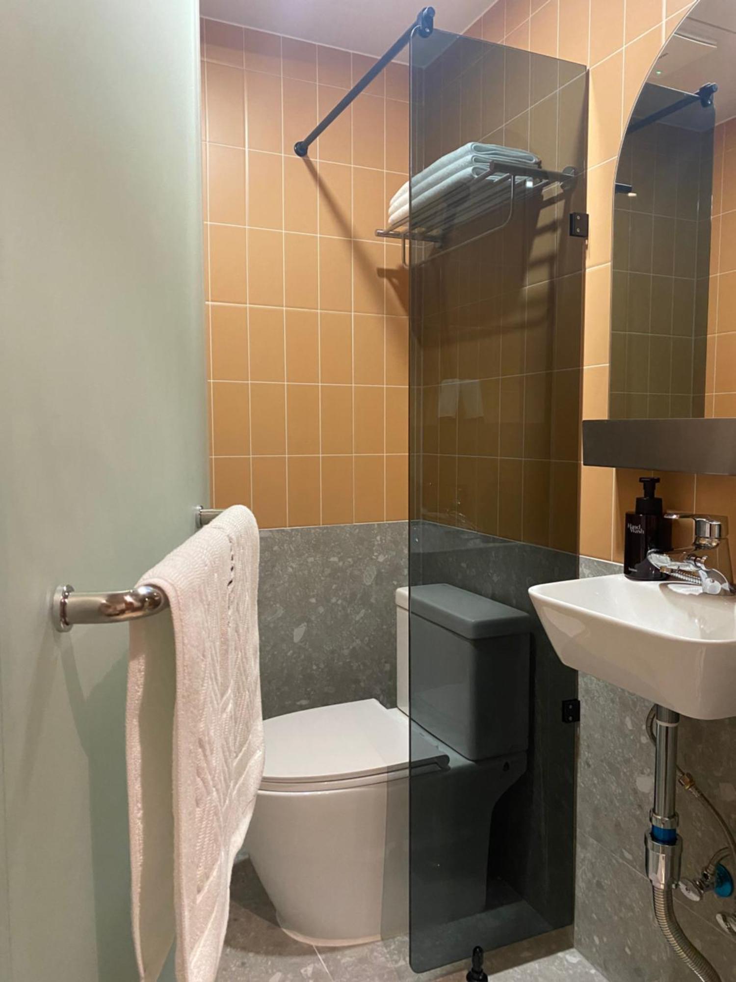 Huga Inn Сеул Экстерьер фото
