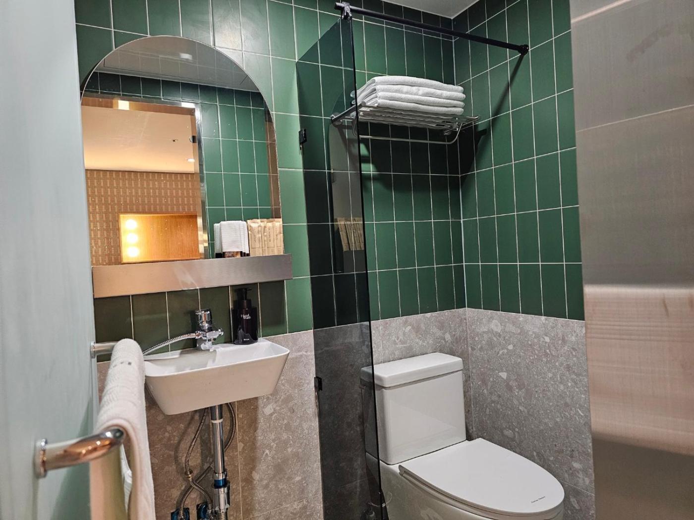 Huga Inn Сеул Экстерьер фото